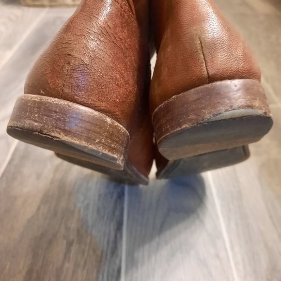 Frye Ann Shortie Boots 6 - Picture 6 of 9